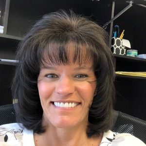 Meet your Posher, Lori